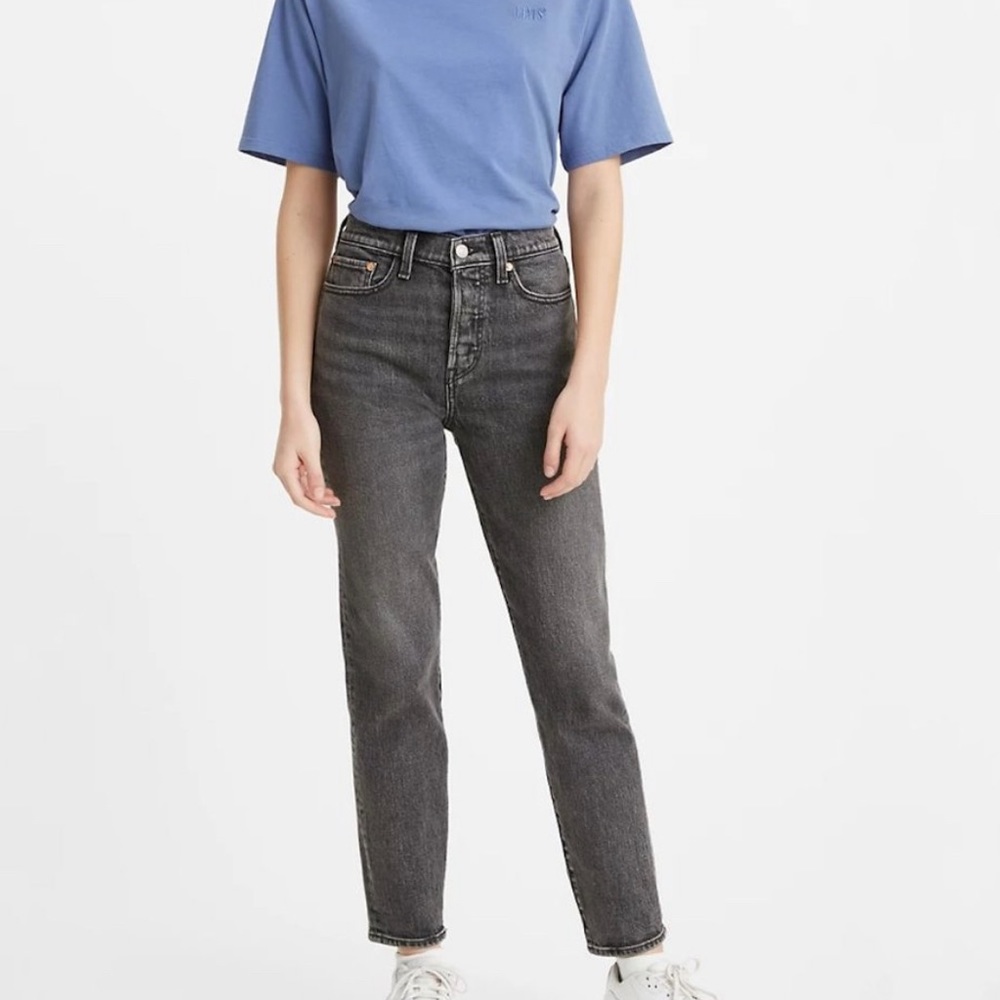 Levi wedgie ankle fit jeans